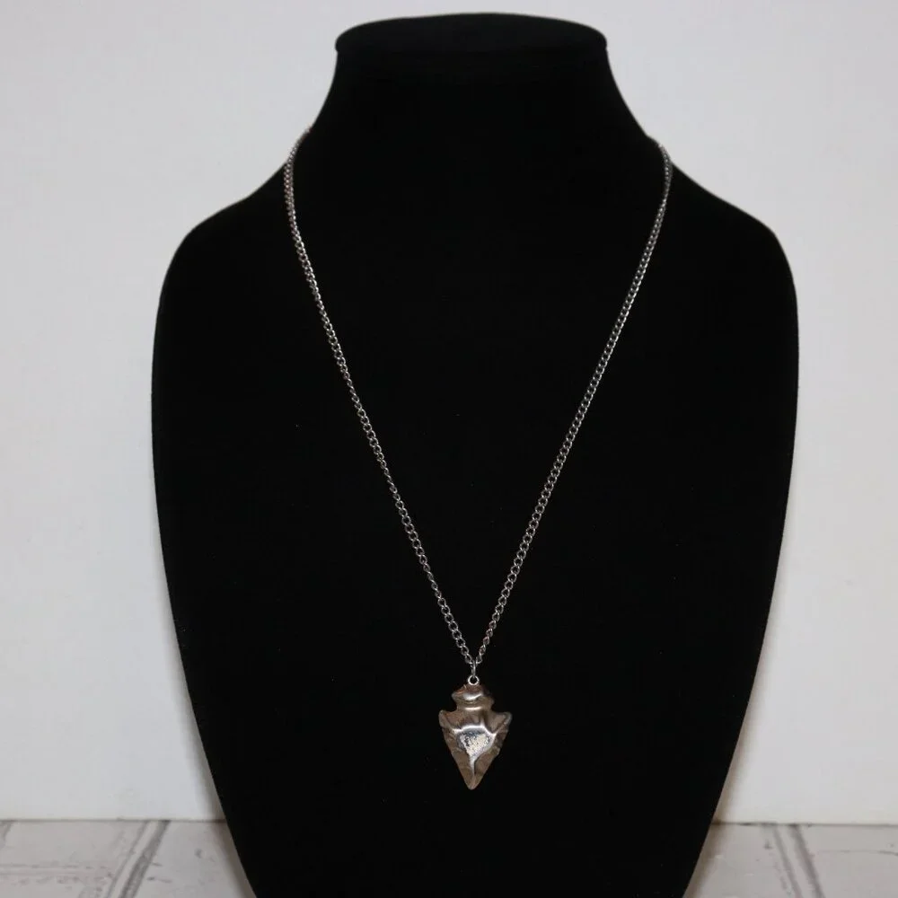 ➶ Vintage Silver Arrow Pendant Necklace 22.5